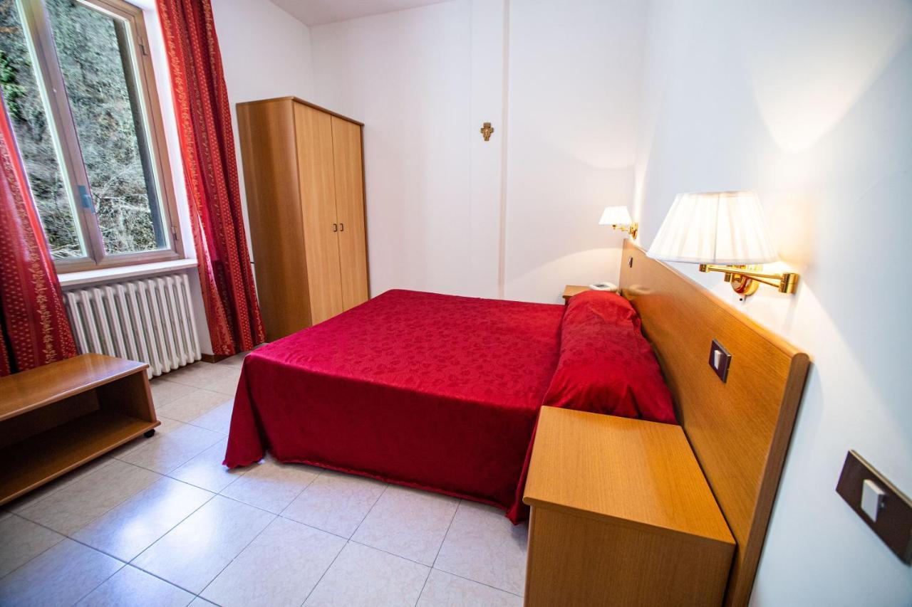 Hotel Roccaporena & La Margherita Cascia Eksteriør bilde