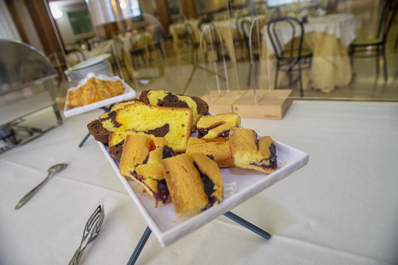 Hotel Roccaporena & La Margherita Cascia Eksteriør bilde