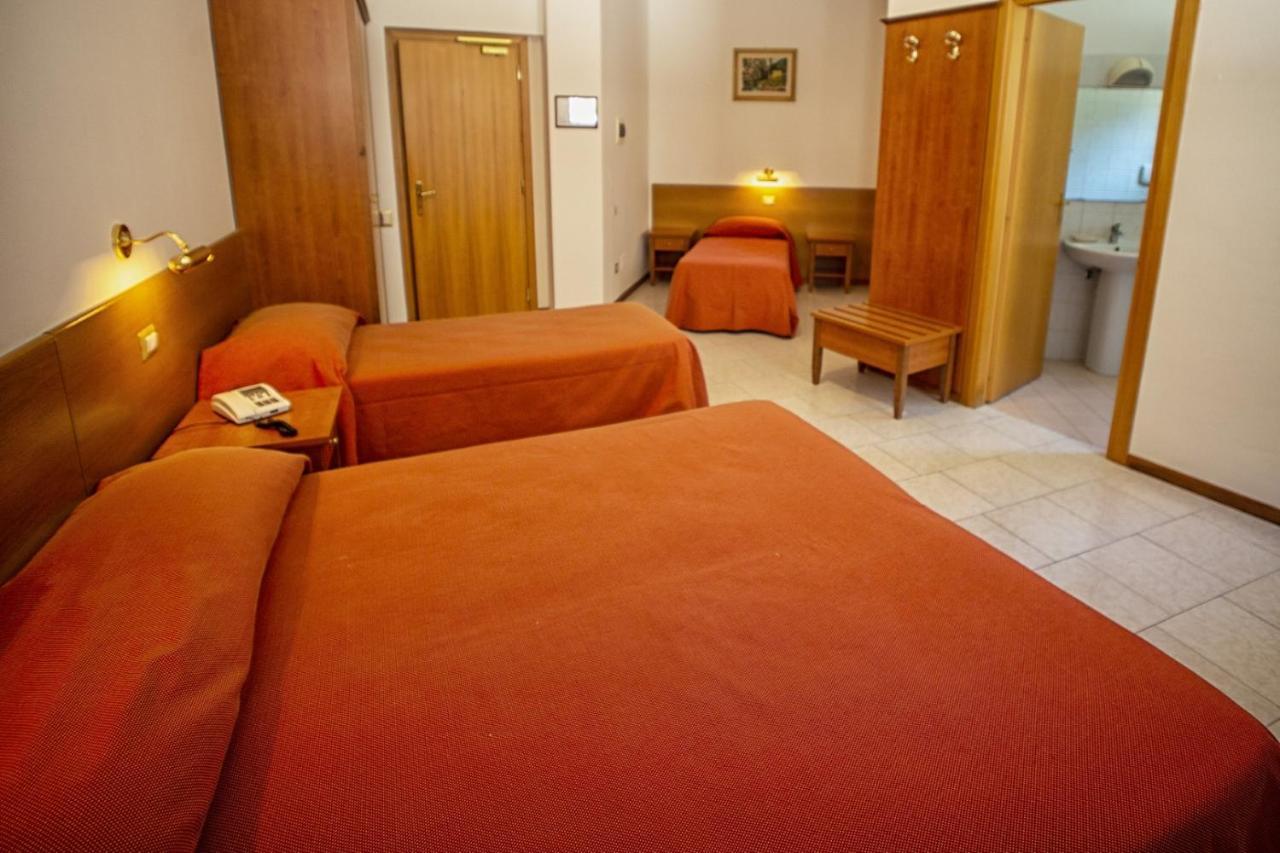 Hotel Roccaporena & La Margherita Cascia Eksteriør bilde