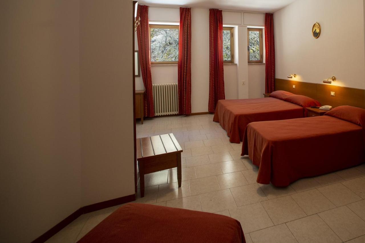 Hotel Roccaporena & La Margherita Cascia Eksteriør bilde